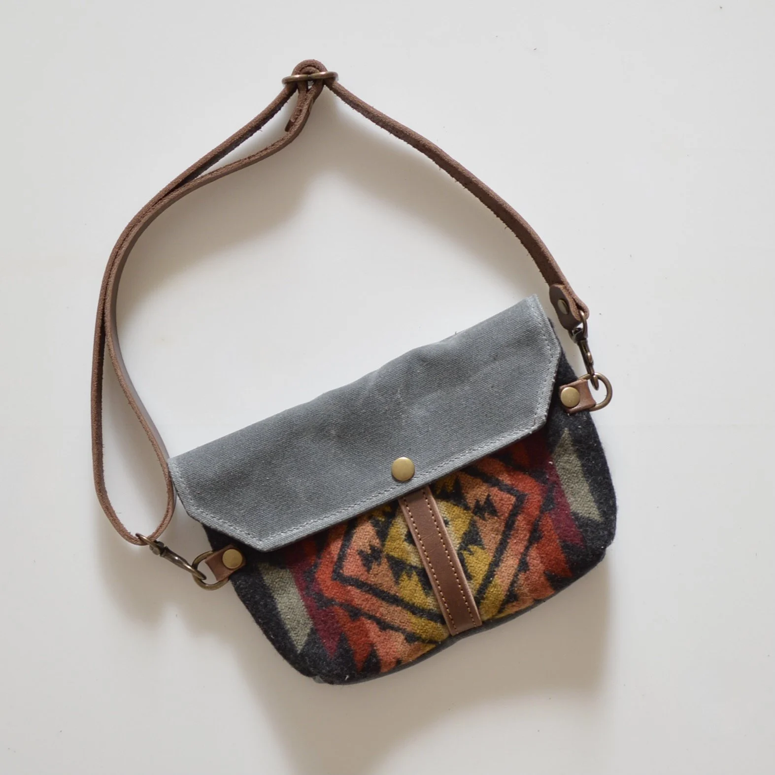 バッグ Diemm handmade wool bag-brown Trampoline Small suede shoulder bag in brown - Zimmermann